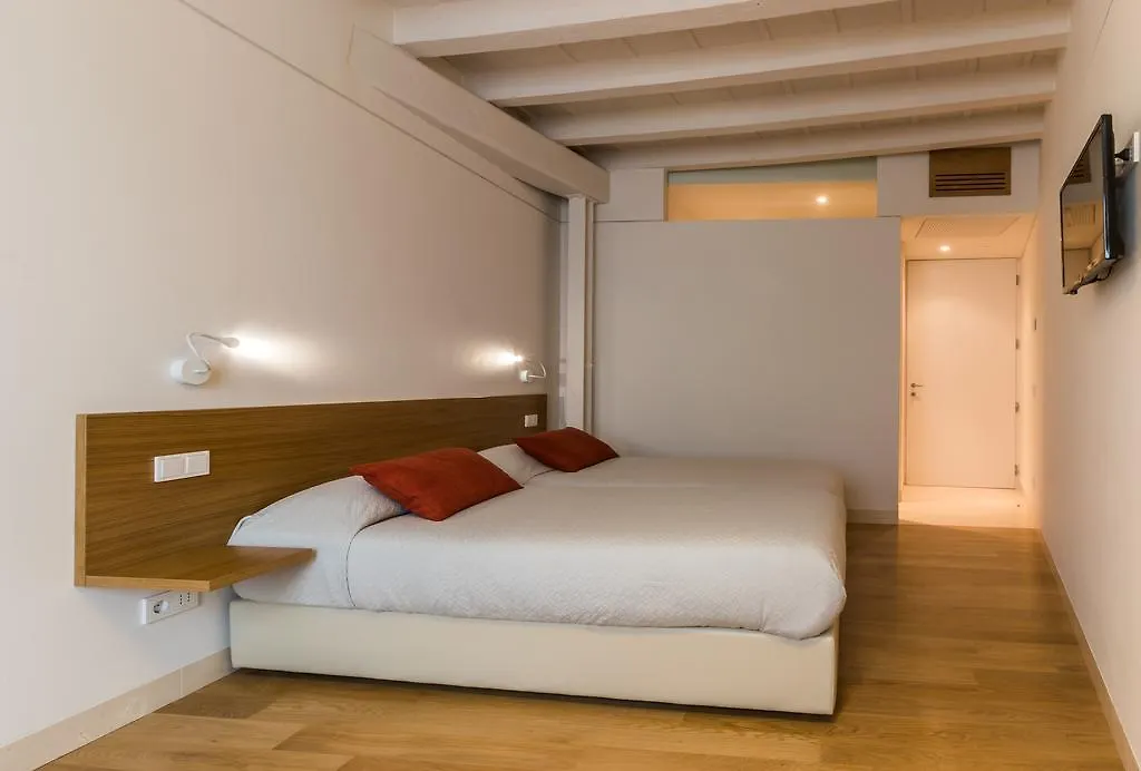 Hotel Belle Arti Bergamo 2*,  Itálie